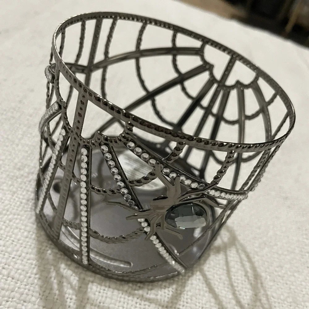 Bath & Body Works 2021 Halloween Diamond Spider Web‎ 3 Wick Candle Holder Scary